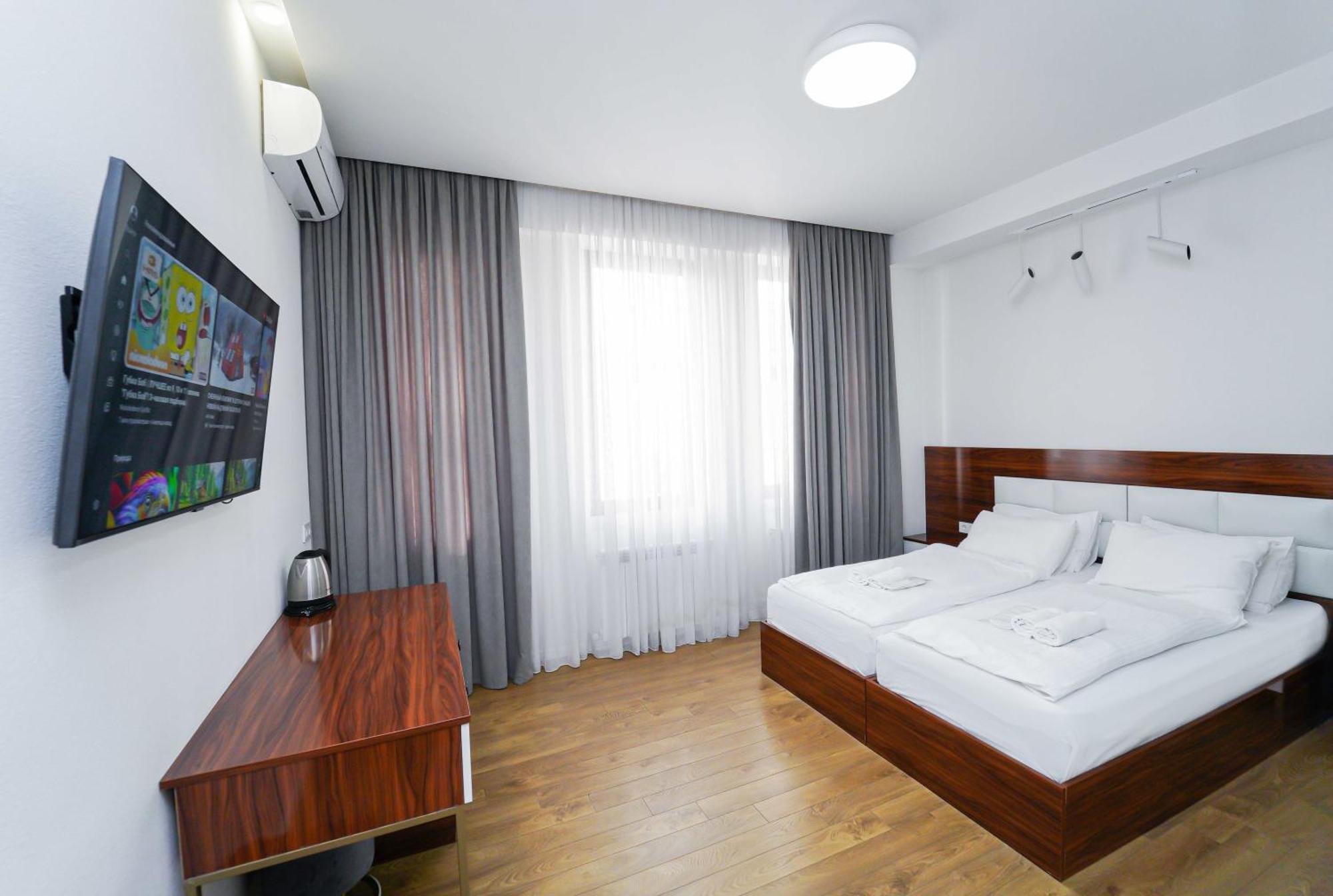 Hotel Type Rooms On Avenue Melikishvili, City Center Tbilisi Bagian luar foto