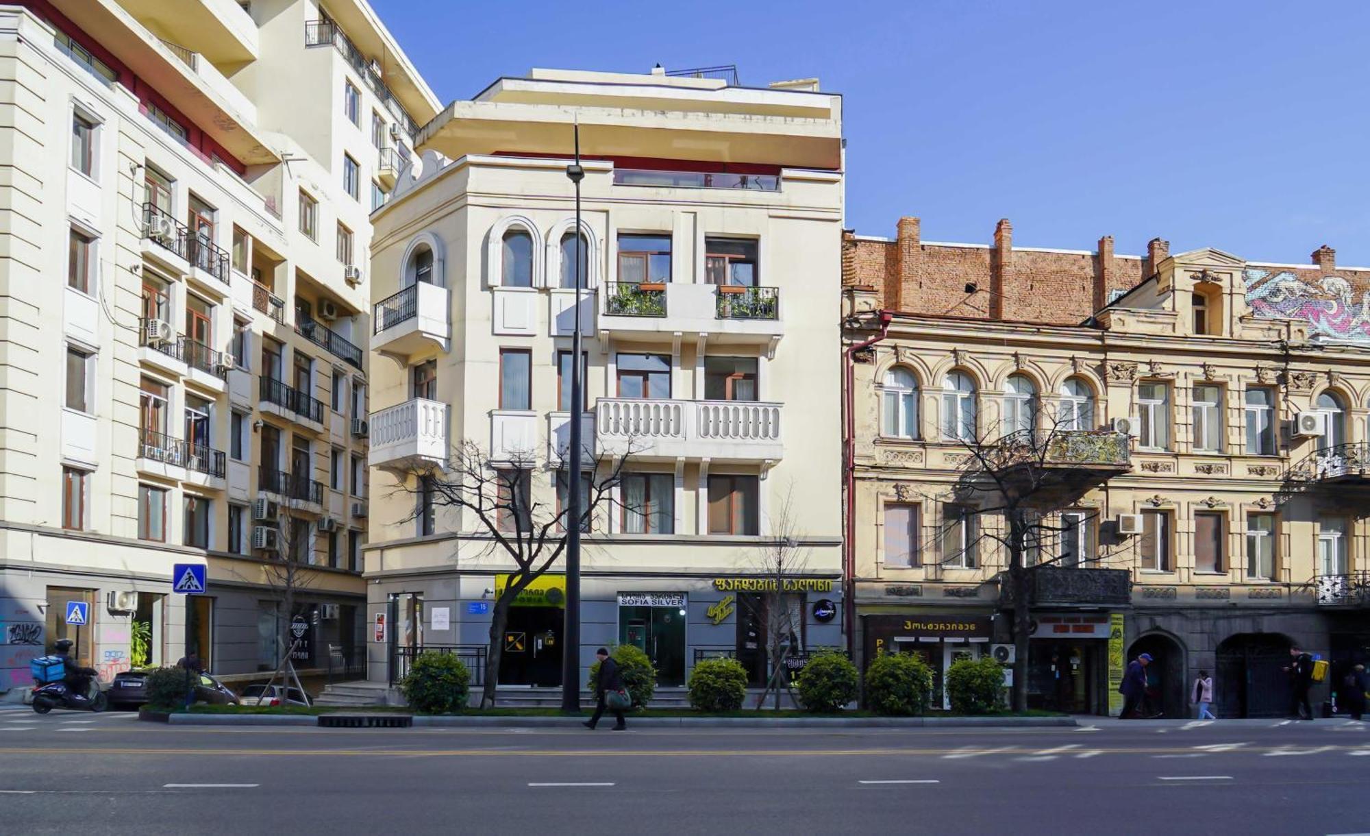 Hotel Type Rooms On Avenue Melikishvili, City Center Tbilisi Bagian luar foto